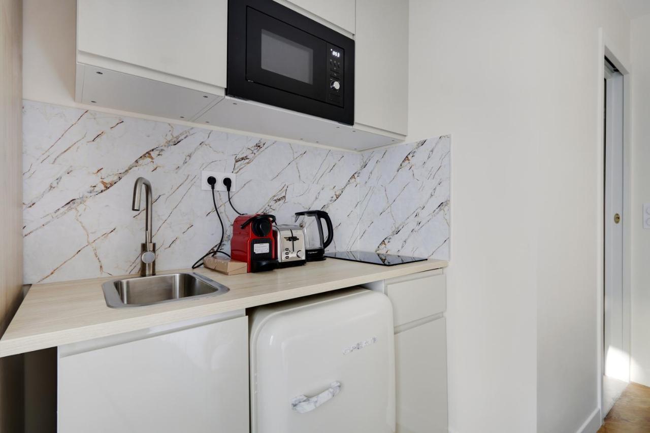 Pick A Flat'S Apartments In Saint-Lazare - Rue De Londres Париж Екстериор снимка