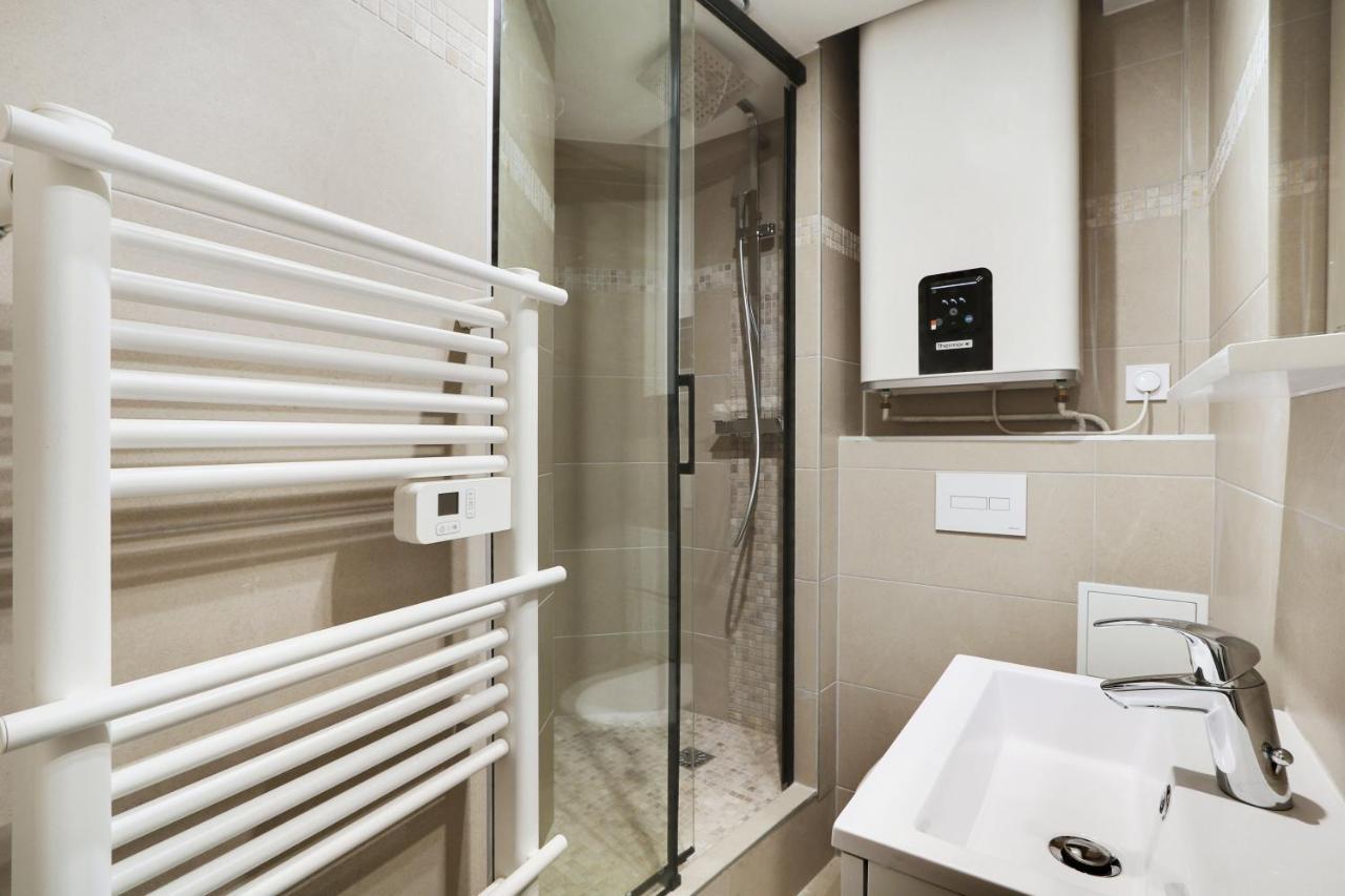 Pick A Flat'S Apartments In Saint-Lazare - Rue De Londres Париж Екстериор снимка