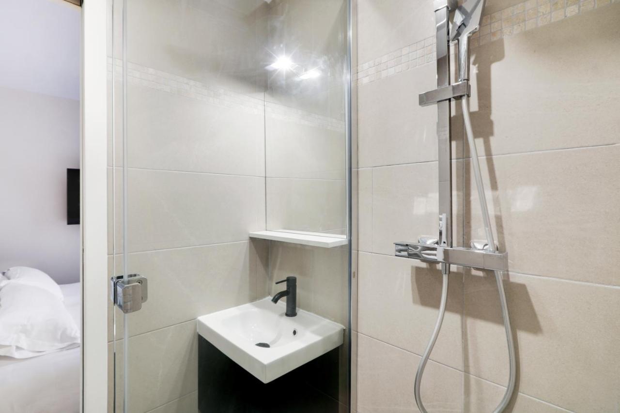 Pick A Flat'S Apartments In Saint-Lazare - Rue De Londres Париж Екстериор снимка